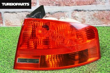 Запчасть стоп сигнал задний правый AUDI A4