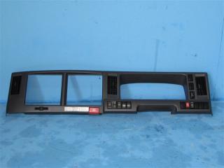 Запчасть рамка магнитофона ISUZU ELF 2006 -