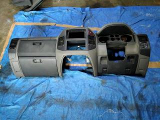 Торпедо Mitsubishi Pajero 2001