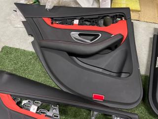 Обшивки двери C-Class 2015 W205 M177980 Обшивки двери C-Class 2015 W205 M177980