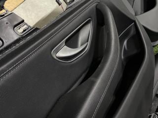 Обшивки двери Mercedes-Benz E-Class W213 OM654