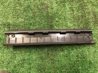 Запчасть накладка декоротивная задняя левая BMW 7-Series F01 51359141419 контрактная Накладка декоротивная задняя левая BMW 7-Series F01 51359141419 контрактная
