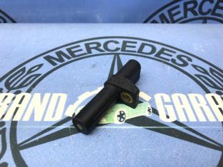 Запчасть датчик коленвала Mercedes ML-Class 2000 W163 113.981 5.5 0031532728 контрактная Датчик коленвала Mercedes ML-Class 2000 W163 113.981 5.5 0031532728 контрактная