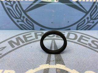Запчасть уплотнительное кольцо переднее Mercedes