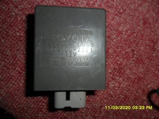 Блок управления дворника Toyota Land Cruiser Prado 1994
