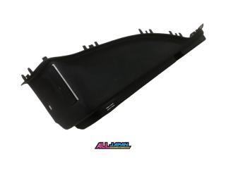 Запчасть обшивка багажника правая MAZDA 3 Axela 2006 - 2009