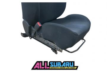 Сиденье переднее Impreza WRX 2006 GDA EJ205 Сиденье переднее Impreza WRX 2006 GDA EJ205