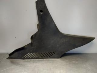 Запчасть накладка стойки задняя правая Renault Logan 2004-2015
