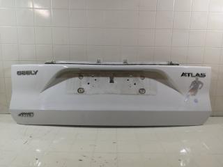 Запчасть накладка крышки багажника GEELY ATLAS 2016-2022