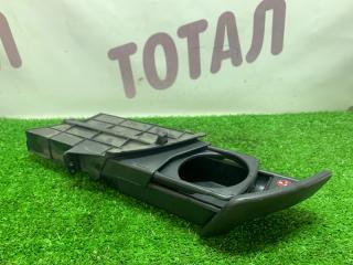 Подстаканник TOYOTA WISH 2005