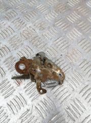 Запчасть замок капота Peugeot 206 2007