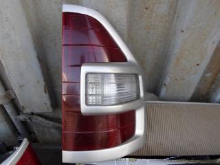 ФОНАРЬ В КРЫЛО задний правый MITSUBISHI PAJERO 3 2000-2006