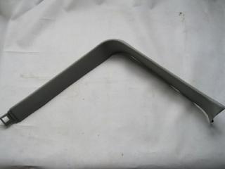 Запчасть накладка крышки багажника MITSUBISHI PAJERO SPORT 1 1998-2009