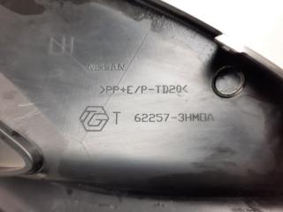 Накладка противотуманной фары передняя левая Nissan March K13T Накладка противотуманной фары передняя левая Nissan March K13T