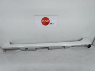 Запчасть накладка на порог левая Mazda Axela 2008-2013