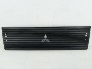 Решетка радиатора Mitsubishi Minicab