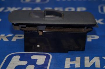 Запчасть кнопка стеклоподъемника задняя правая Mitsubishi Colt 2004-2012