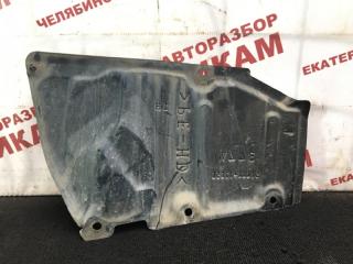Запчасть защита двигателя левая TOYOTA COROLLA 2011