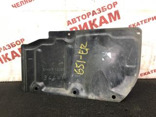 Запчасть защита двигателя правая TOYOTA COROLLA 2007