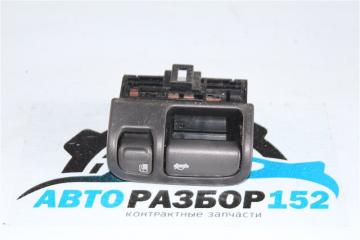 Кнопка открытия лючка бензобака Nissan Cefiro 1998-2003