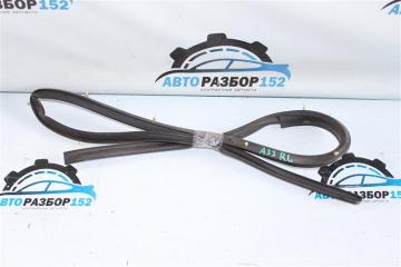 Уплотнительная резинка задняя левая Nissan Cefiro 1998-2003