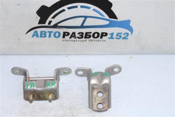 Петли дверные задние правые Nissan Teana 2003-2007