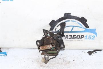 Замок капота Honda Accord CL7 K20A Замок капота Honda Accord CL7 K20A