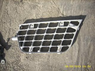 Подножка правая Mitsubishi Canter 2000
