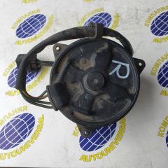 Мотор вентилятора правый Mazda Bongo Friendee 1999