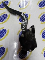 Педаль газа Mazda Demio 2007