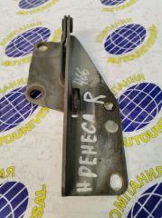 Кронштейн капота правый Nissan Rnessa 1998