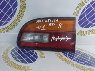 Фальшпанель задний правый Mitsubishi Delica 1997