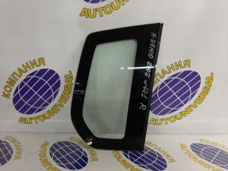 Стекло собачника правое Mazda Demio 2003
