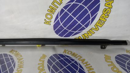 Молдинг двери задний левый Subaru Forester SG5 EJ20J Молдинг двери задний левый Subaru Forester SG5 EJ20J