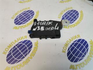 Электроактиватор замка передний левый Subaru Forester 1997