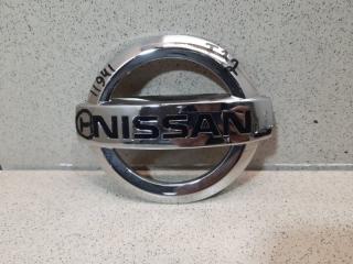 Запчасть эмблема на крышку багажника Nissan X-Trail