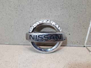 Запчасть эмблема на крышку багажника Nissan Qashqai
