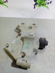Запчасть кронштейн двс Renault Modus 2004- 2012