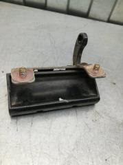 Запчасть ручка крышки багажника Mitsubishi Dion 2000- 2005