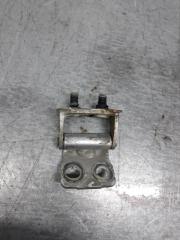 Запчасть петля крышки багажника задняя Honda Civic 2000- 2003