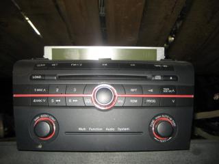 Магнитофон Mazda Axela