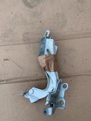 Петли капота Subaru Impreza 13