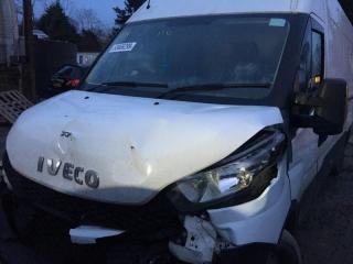 Запчасть накладка на порог передняя правая Iveco Daily 2017