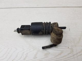 Запчасть насос омывателя VW Passat 2003