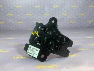 Замок крышки багажника Opel Astra 2013