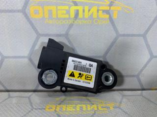 Датчик удара Opel Antara 2009