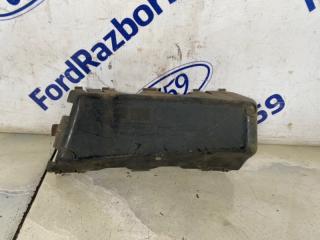 Запчасть заглушка бампера передняя правая Audi A6 2004-2008