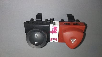 Запчасть кнопка аварийной сигнализации Renault Megane 2 2002-2009