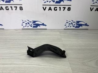 Кронштейн крепления крыла правый Volkswagen Passat B5 AVF 1.9 TDI контрактная