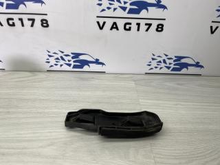 Направляющая бампера передняя правая Volkswagen Passat B5 AVF 1.9 TDI контрактная